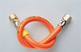 LIRA GAS 80 CM. R.1/4 IZQ TUBO 8 mm.